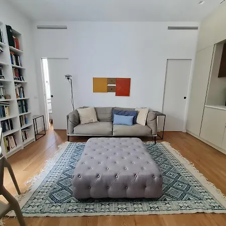 Moscova - Volta Charme Apartmán Milán